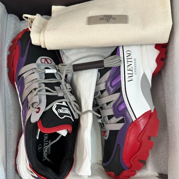 Valentino Garavani Sneakers Limited Edition - Picture 12 of 13